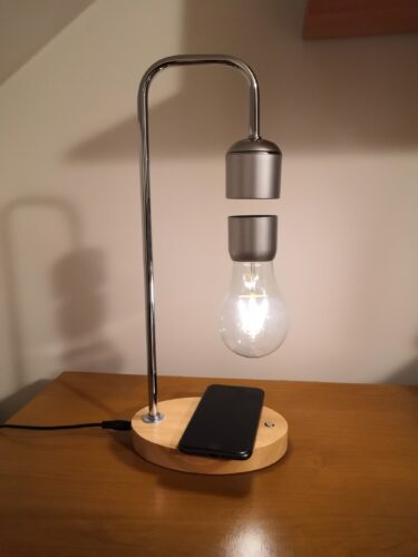 Oryginalna Lampa Aurelis Illusion - Lewitująca Żarówka photo review