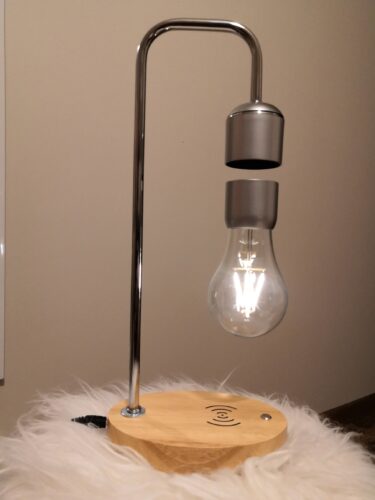 Oryginalna Lampa Aurelis Illusion - Lewitująca Żarówka photo review
